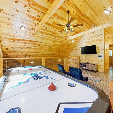 Villa Knotty Escape Gatlinburg Esterno foto