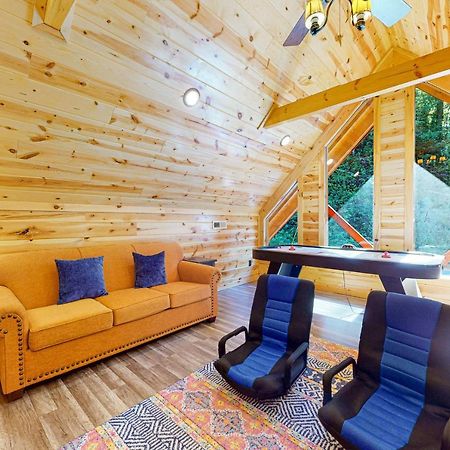 Villa Knotty Escape Gatlinburg Esterno foto