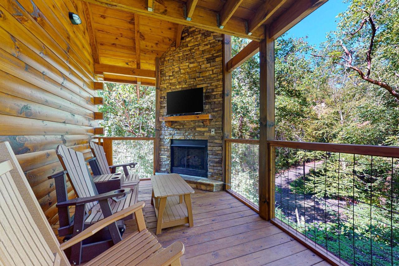 Villa Knotty Escape Gatlinburg Esterno foto