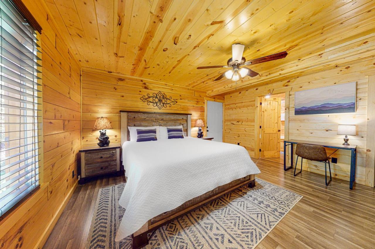 Villa Knotty Escape Gatlinburg Esterno foto