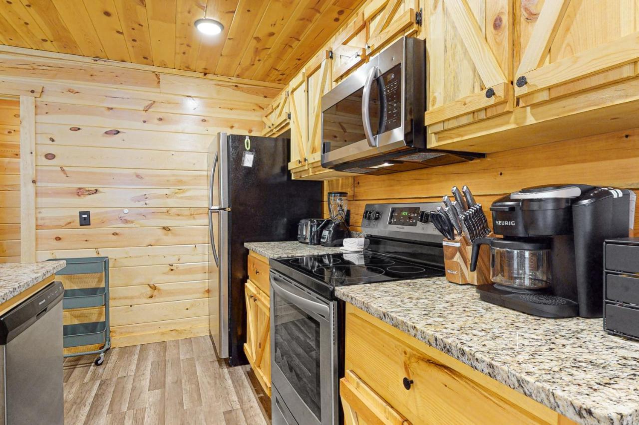 Villa Knotty Escape Gatlinburg Esterno foto