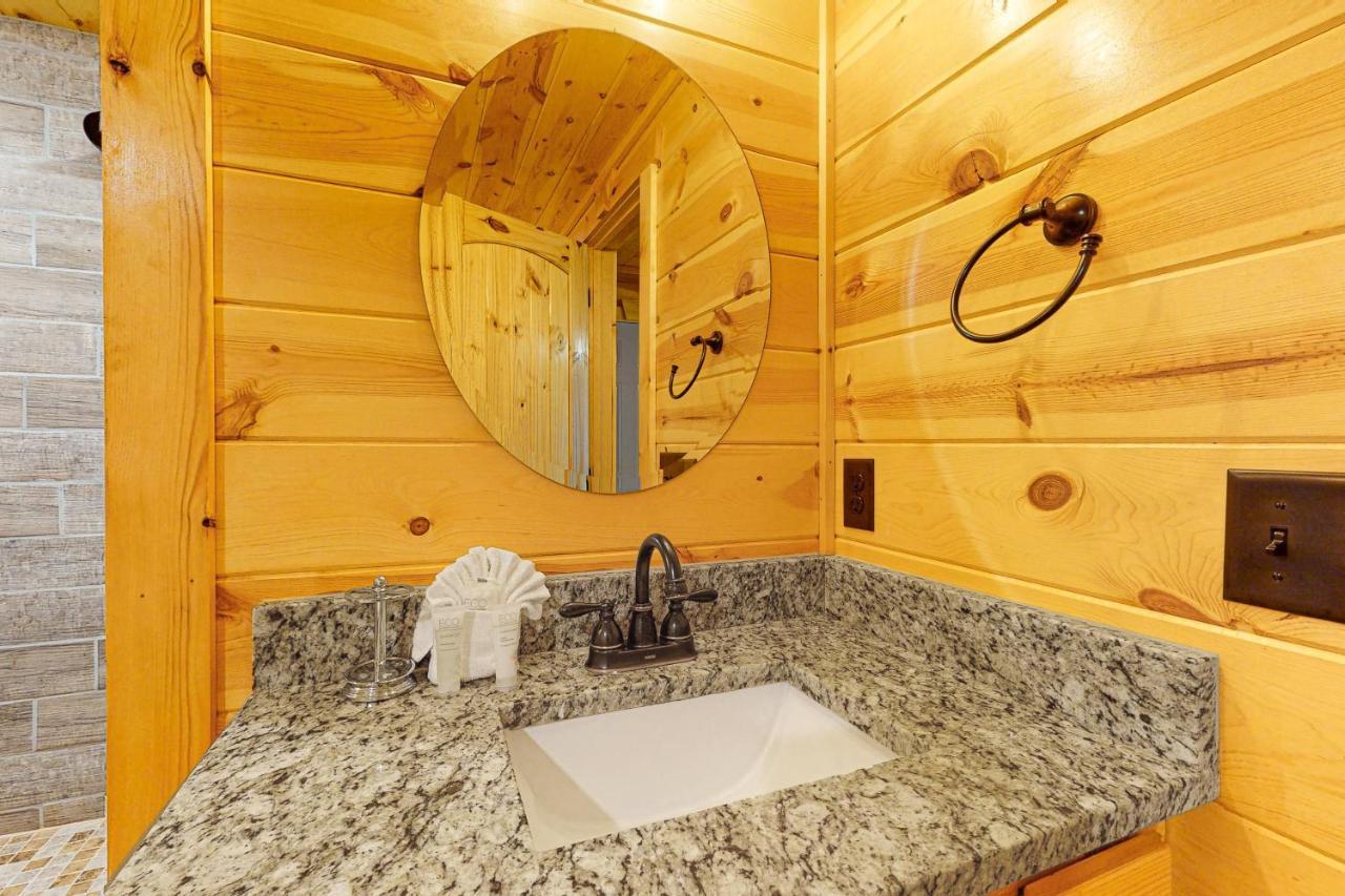 Villa Knotty Escape Gatlinburg Esterno foto