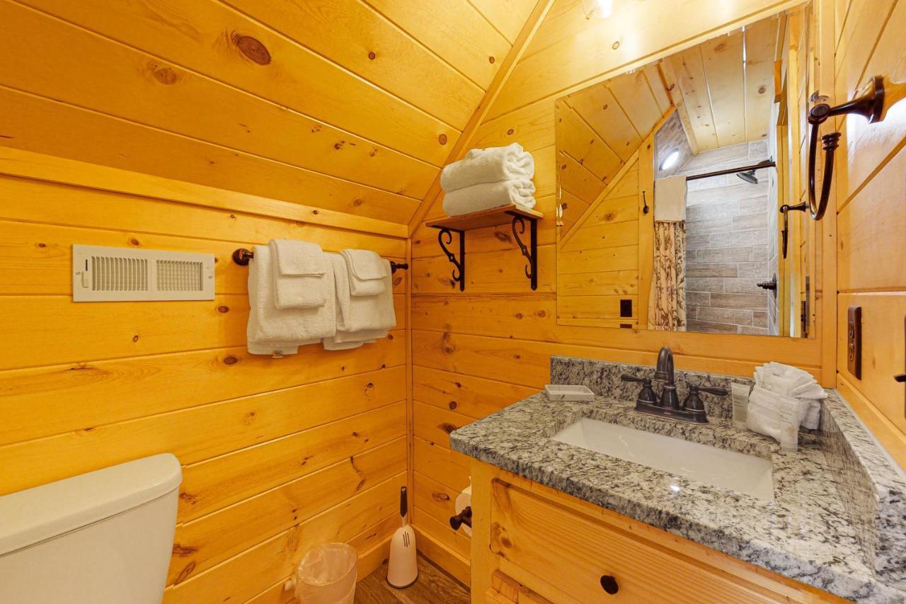 Villa Knotty Escape Gatlinburg Esterno foto